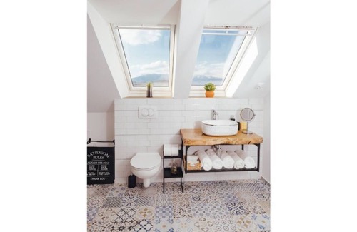 Praprotna Polica Apartment | Apartment Drive Caffe 2