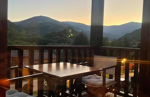 Llanars Apartment | Apartment "El Mirador de Llanars" with Access to Ski Slopes & Mountain View