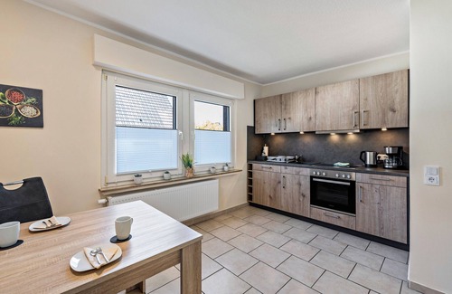 Menden Apartment | Apartment 'Erdgeschoß' with Private Terrace and Wi-Fi