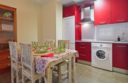 Sardon de los Frailes Apartment | Apartment 'Sardón De Los Frailes' with Lake View, Shared Pool and Wi-Fi