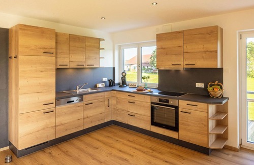 Unterallgau Apartment | Apartment 'Ferienwohnung Egg-Hof' with Mountain View, Private Terrace and Wi-Fi