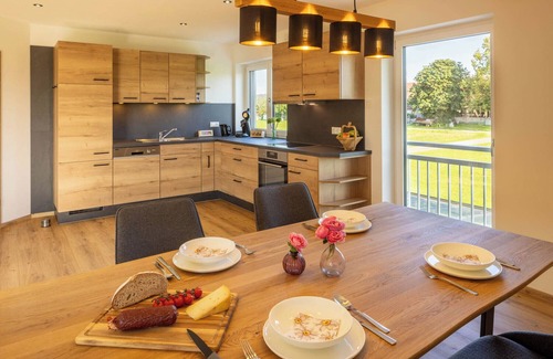 Unterallgau Apartment | Apartment 'Ferienwohnung Egg-Hof' with Mountain View, Private Terrace and Wi-Fi