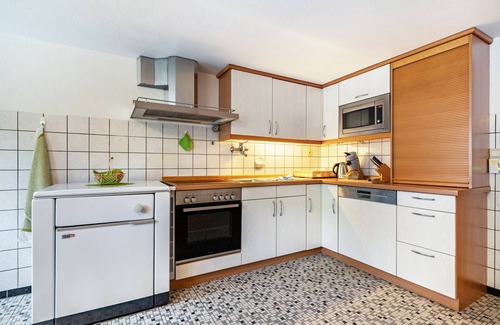 Muehlenbach Apartment | Apartment 'Ferienwohnung Zum Pavillon' with Private Terrace and Wi-Fi
