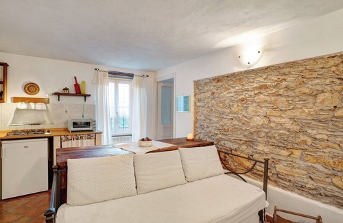 Siglioli Apartment | Apartment Fienile with Mountain View, Shared Pool and Wi-Fi