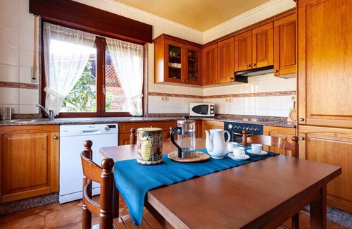 Puente Nuevo House | Apartment for 4 people, in the countryside, 15 km from Oviedo and Gijón