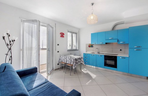 Savona Apartment | Apartment 'Frontemare' with Sea View, Wi-Fi and Air Conditioning