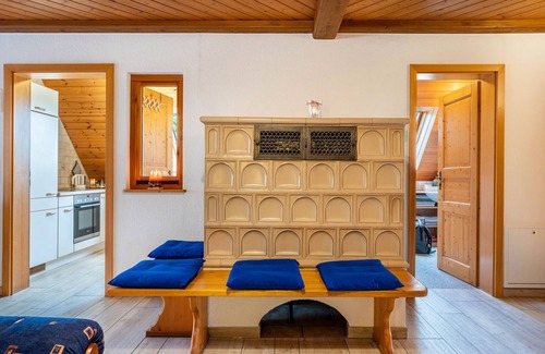 Wolfach - Saint Roman Apartment | Apartment 'Fuchsbau' with Mountain View, Private Terrace and Wi-Fi