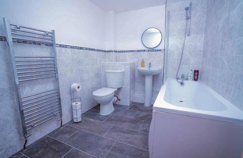 Grasby Apartment | Apartment ∙ 2 bedrooms ∙ 5 guests