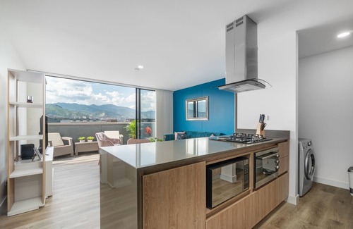 La Aguacatala Apartment | Apartment Go Living & Suites by HOUSY HOST