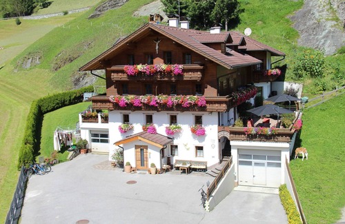 Pragraten Apartment | Apartment Großglockner - Innerkratzerhof * 4 apartments