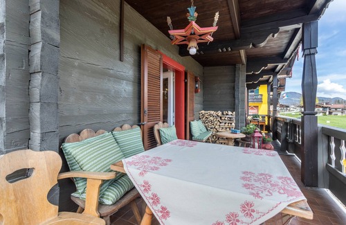 Unterschonau Apartment | Apartment 'Haus Alpenveilchen - Appartement 3' with Mountain View, Shared Garden and Wi-Fi
