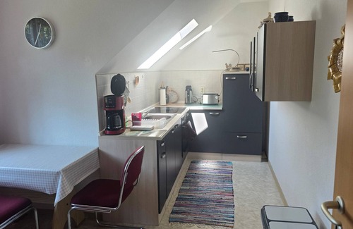 Oederan Apartment | Apartment 'Haus Im Grünen' with Private Garden, Balcony and Wi-Fi