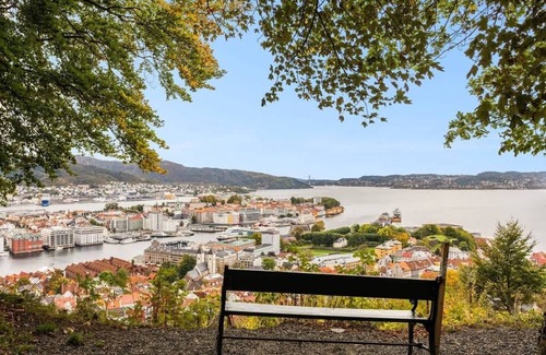 Sandviken Apartment | Apartment hotel - Smart TV and Roof terrace