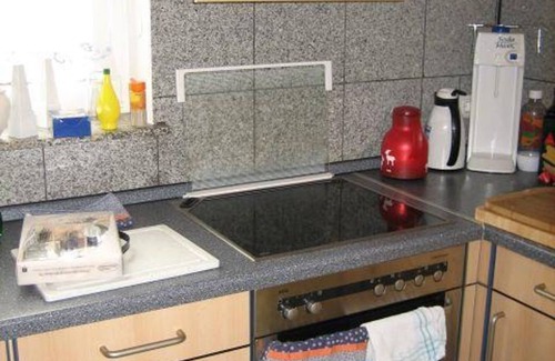 Russee - Hammer Apartment | Apartment house in the local recreation area - apartment/apartment, shower, WC Whg. EG