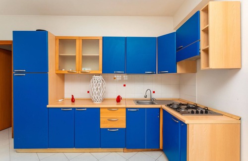 Fondachello Apartment | Apartment 'I Ciottoli Dello Ionio - Apt 5' with Mountain View, Shared Terrace and Balcony