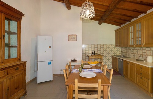 Donoratico Apartment | Apartment 'I Cavalleggeri - Ribot' with Shared Pool, Shared Garden and Wi-Fi