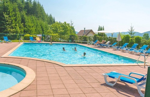 Saales Apartment | Apartment in Alsace with Heated Pool & Sauna