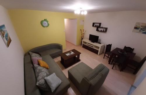 Golubovina Apartment | Apartment in CENTER of Budva