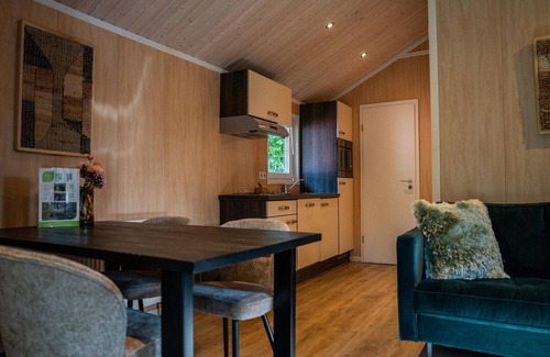 Oirschot Ski Chalet | Apartment in Eindhoven near City Center