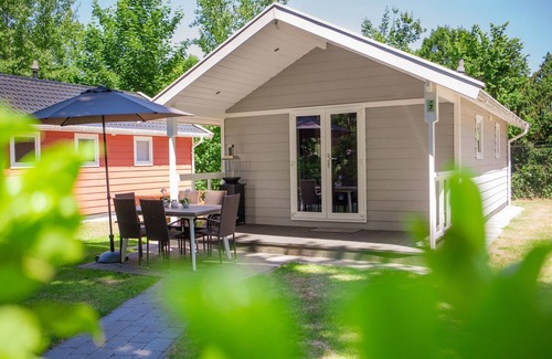 Oirschot Ski Chalet | Apartment in Eindhoven near City Center