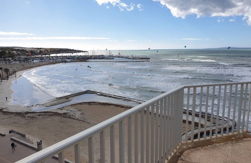 El Arenal Apartment | Apartment in front of the sea