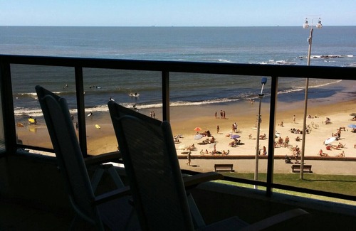 Montevideo Apartment | Apartment in front of the beach
