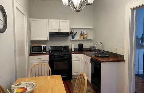 Historic Montford Apartment | Apartment in Historic Montford Area of Asheville.