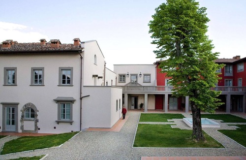SantʼEllero House | Apartment in Tuscany with Large Pool