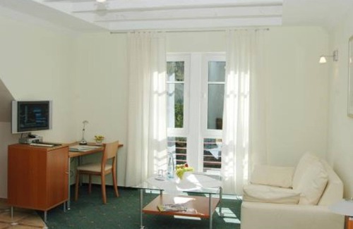Karthauserhofgelande Apartment | Apartment in Koblenz city forest