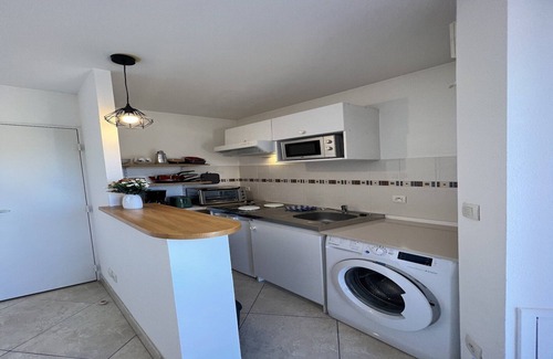 Le Mans Apartment | Apartment in Le Mans near Sarthe River