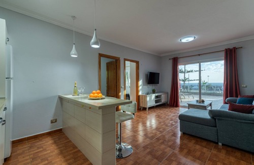 Playa de Mogan Apartment | Apartment in Mogán by Mogan Beach