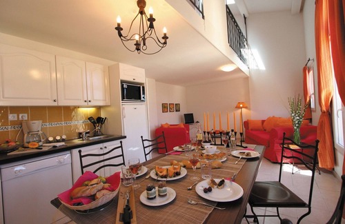 Paradou Apartment | Apartment in Provence near Alpilles