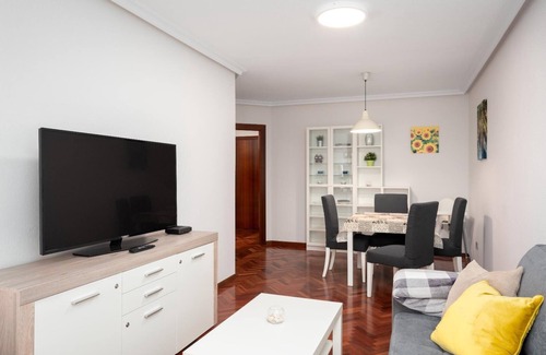 Gijon Apartment | Apartment in the very center of Gijón, great, WIFI, Movistar +, Sofa Bed