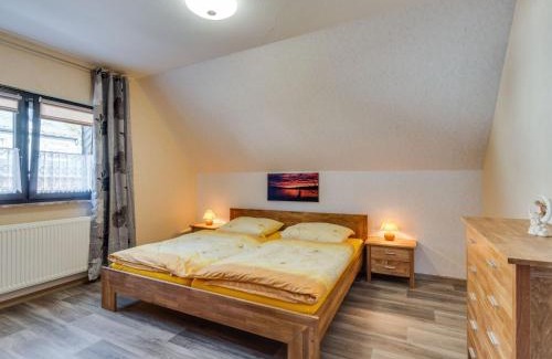 Hohn Apartment | Apartment in Westerwald with private balcony