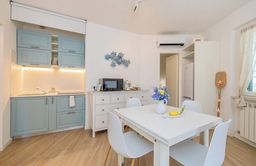 Finale Ligure Apartment | Apartment "Isabel Beach and Bike" with Private Garden & Wi-Fi