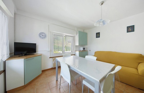 San Pietro di Cadore Apartment | Apartment 'Arancio' with Mountain View, Private Terrace and Wi-Fi