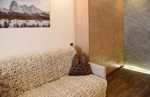 Santa Cristina Val Gardena Apartment | Apartments Mujnei