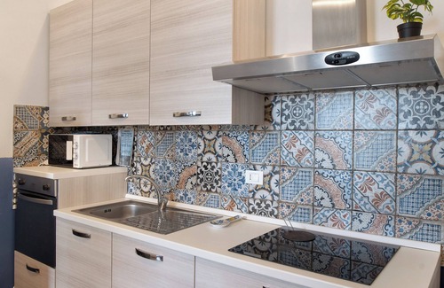 Santo Stefano al Mare Apartment | Apartment 'Ribes' with Private Terrace, Wi-Fi and Air Conditioning