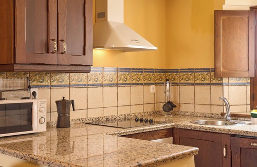 Valsequillo Apartment | Apartment 'Jazmin' with Balcony, Wi-Fi and Air Conditioning