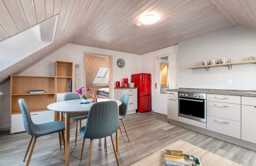 Klintum Apartment | Apartment 'Johannsen' with Shared Terrace, Shared Garden and Wi-Fi
