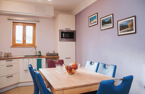 Kobarid Apartment | Apartment Kapitan is located in the beautiful mountain village of Drežnica