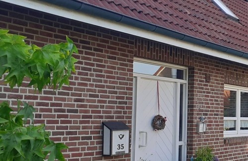 Nordwalde Apartment | Apartment 'Kiepe Im Münsterland' with Shared Garden and Wi-Fi