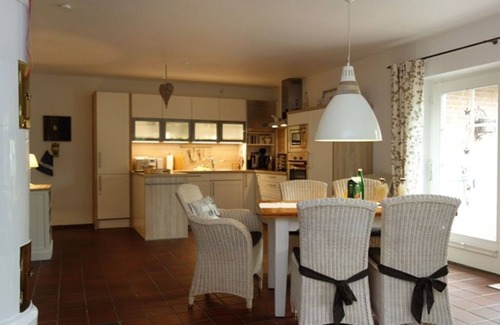 Oldsum Apartment | Apartment Klantem EG - Pure idyll and very quiet!