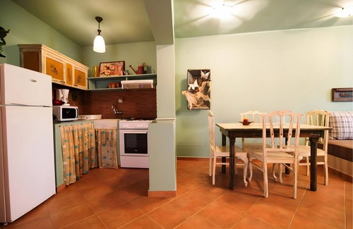 Vathy Apartment | Apartment 'Kymothoi' with Sea View, Wi-Fi and Air Conditioning