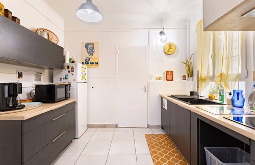 Le Boulou Apartment | Apartment 'L'Oreneta, Le Boulou, Idéal Curiste' with Wi-Fi and Air Conditioning