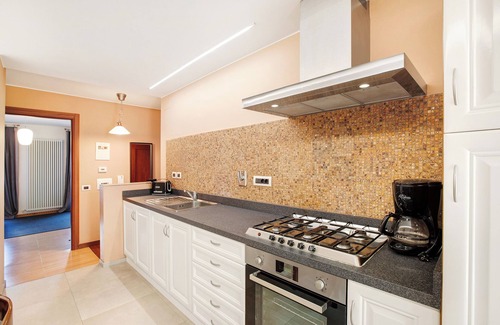 Cors Apartment | Apartment 'La Maison De Amelie - Josephine 1' with Mountain View, Private Garden and Wi-Fi