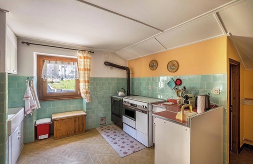 Agro Apartment | Apartment "La Mansarda di Chiara e Silvio" close to Skiing Area with Mountain View