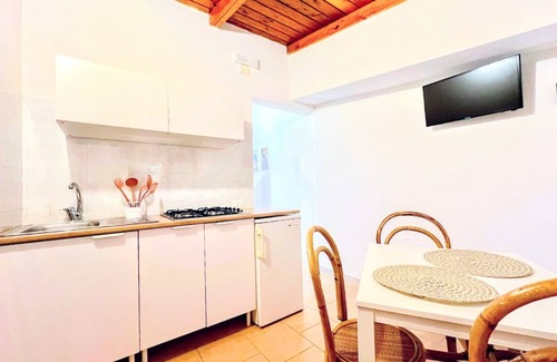 Montincello Apartment | Apartment 'La Mignola - Trilo 4' with Shared Garden, Wi-Fi and Air Conditioning