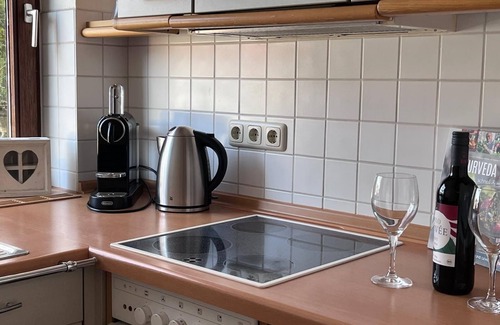 Kempten Apartment | Apartment 'Lichtdurchflutete' with Private Terrace and Wi-Fi