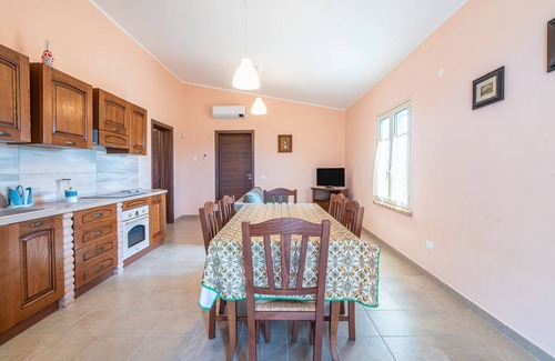 Granelli Apartment | Apartment 'Limone' with Private Terrace, Wi-Fi and Air Conditioning